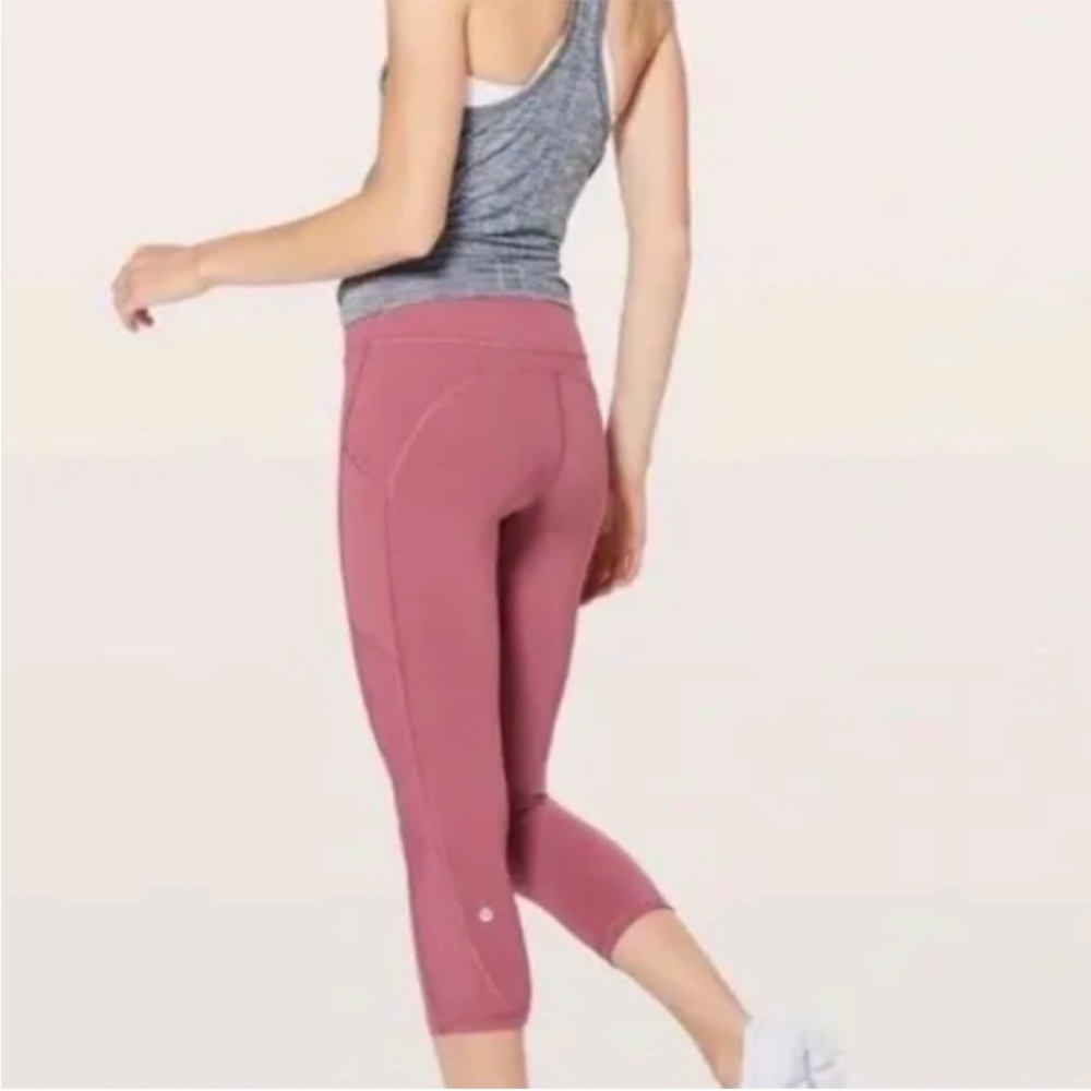 BRAND NEW WORN ONCE PINK 25” LULULEMON LEGGINGS